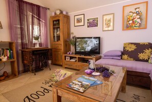 2 bedrooms - Apartments Tin - Comfortable Apartment Near Beach (Preko)