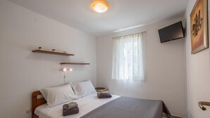 Unclassified image, 3 of 36, button - Holiday Houses, Villas Maslina - Close to the sea (Stari Grad)