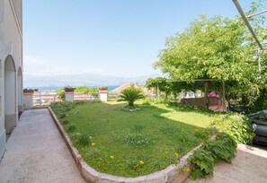 Apartment, Smoking | 2 bedrooms - Apartments Orange - 30m From Beach (Postira)