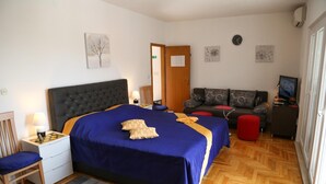 Unclassified image, 5 of 16, button - Apartments Tomi - Beautiful View (Hvar)