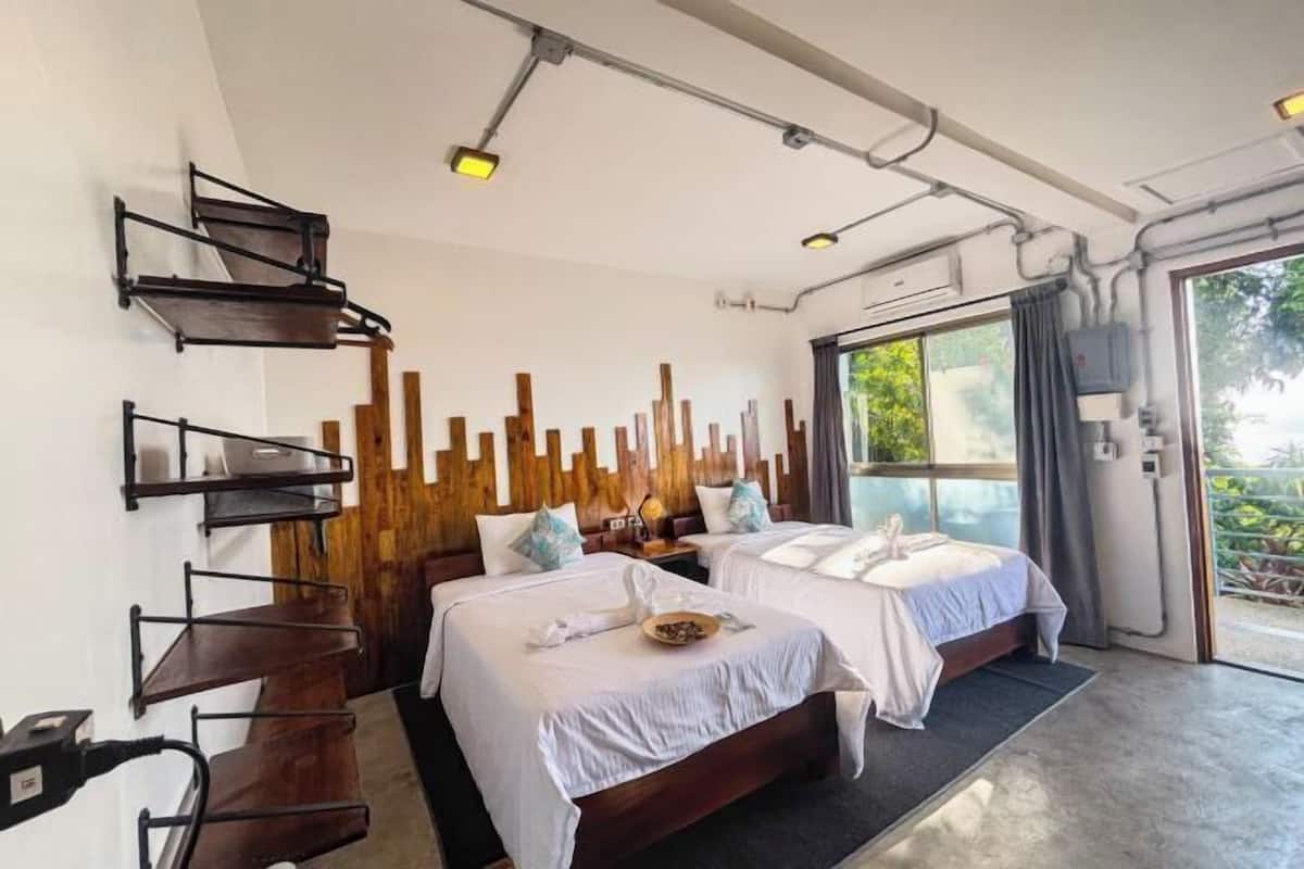 1 bedroom, individually furnished, blackout drapes, free WiFi