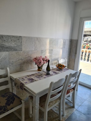 House | 5 bedrooms - Holiday Houses, Villas Villa More - 10m From sea (Rogoznica)