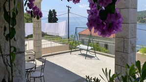 Unclassified image, 4 of 28, button - Apartments Mari - 30 m From sea (Selca)