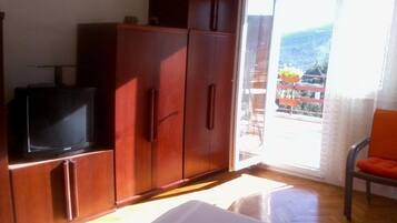 Apartment, Smoking | 2 bedrooms