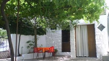 Apartment, Smoking | 2 bedrooms