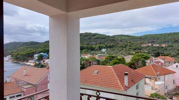 Apartment, Smoking | 2 bedrooms