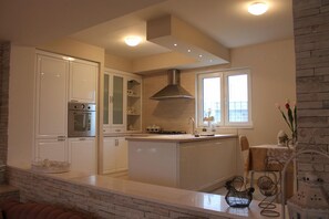 House | 3 bedrooms - Holiday Houses, Villas Darko - With Parking (Split)