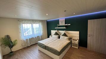 1 bedroom, travel crib, free WiFi, bed sheets