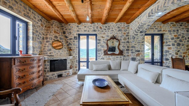 Unclassified image, 1 of 45, button - Petritis,serene villa,pool,Near taverns,Crete,Greece (Lampini)