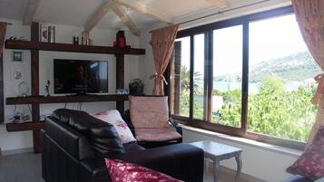 House, Smoking | 4 bedrooms