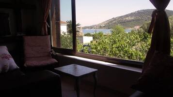 House, Smoking | 4 bedrooms