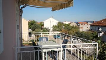 Apartment, Smoking | 2 bedrooms