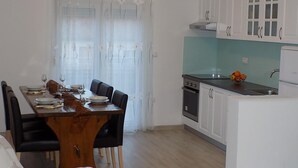 Apartment, Smoking - Apartments Božica - 30m From the sea (Tkon)