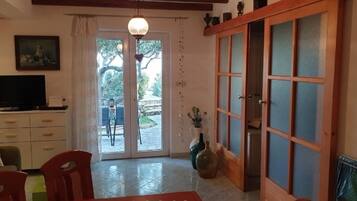 House, Smoking | 2 bedrooms