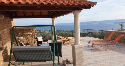 Holiday Houses, Villas Mate - With Pool