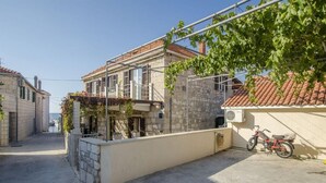 Apartment, Smoking | Exterior - Apartments Lile - 30 m From Beach (Postira)