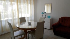 House | 3 bedrooms - Holiday Houses, Villas Igor -10 m From Beach (Rogoznica)