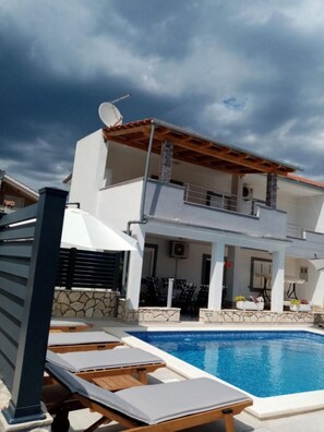 Ferienhaus, Raucher | 5 Schlafzimmer