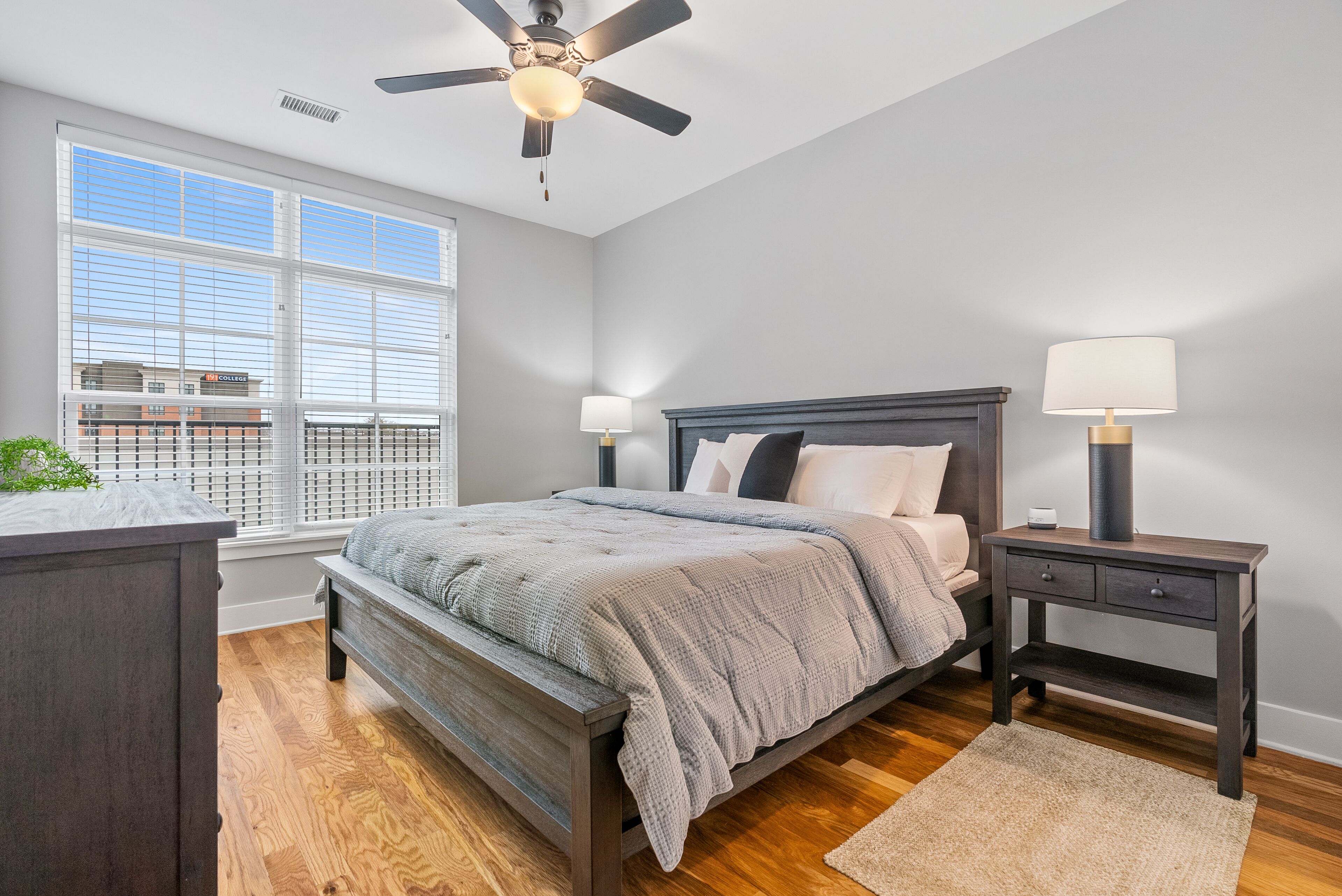 2 makuuhuonetta, Wi-Fi, vuodevaatteet