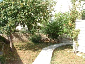 Apartment, Smoking
