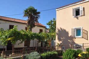 Exterior - Apartments Buza (Vrbnik)