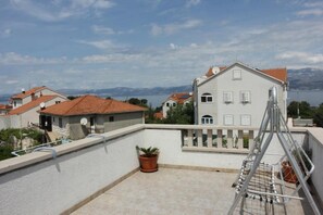 Exterior - Apartments Dani - With Large Terrace (Supetar)