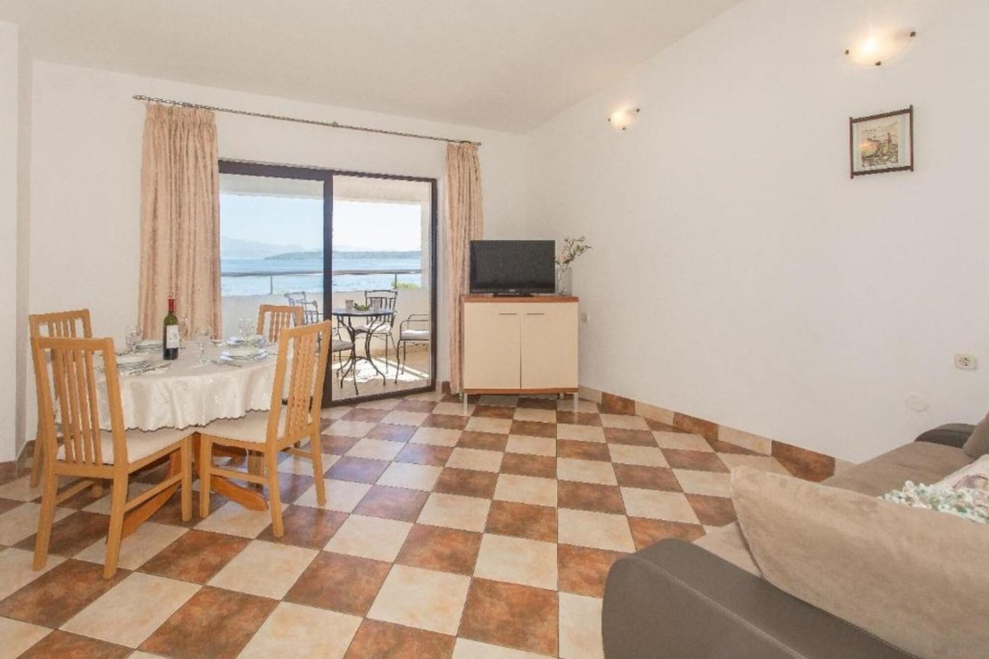 2 عدّة غرف نوم