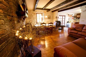 4 عدّة غرف نوم