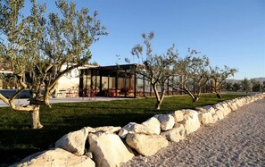 House | 2 bedrooms - Holiday Houses, Villas Mirjana - Beautiful Garden With Barbecue (Trogir)