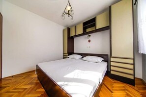 Apartment, Smoking | 3 bedrooms - Apartments Barb - 30 m From the sea (Postira)