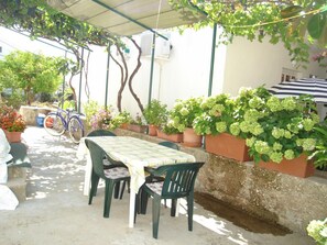 Maison, fumeur | Extérieur