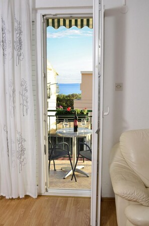 Apartment, Smoking | 1 bedroom - Apartments Zrine - Comfortable With a Balcony (Makarska)