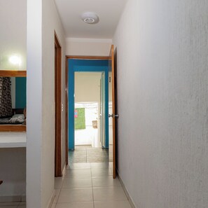 Habitación doble estándar | Escritorio, espacio para trabajar con laptop y wifi gratis