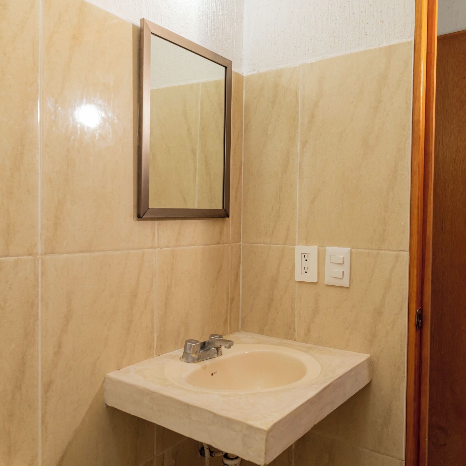 Photo - Hotel Las Palmas en Laurel