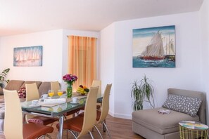 2 bedrooms - Apartments Maša - Modern sea View Apartment (Trogir)