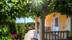 House - Holiday Houses, Villas Mare - Open Pool and Pool for Children (Kastela)