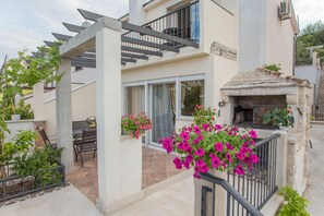 2 bedrooms - Holiday Houses, Villas Suzi1 - With Pool (Sutivan)