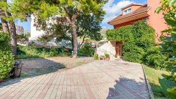 Apartment | Exterior