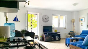 Unclassified image, 4 of 26, button - Apartments Marin - 30 m From sea (Sali)