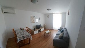 Unclassified image, 2 of 19, button - Apartments Roland (Vrsar)