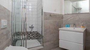 House | 2 bedrooms - Holiday Houses, Villas Ivo - House With Pool (Bol)