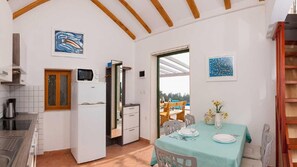 House | 2 bedrooms - Holiday Houses, Villas Ivo - House With Pool (Bol)