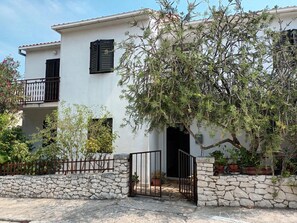 Apartment, Smoking | Exterior - Apartments Mira - Affordable & Comfortable (Supetar)