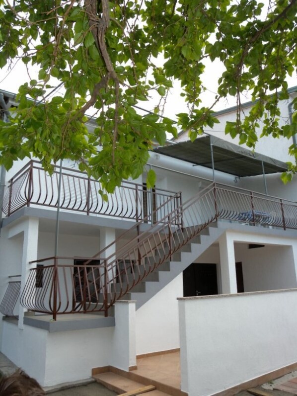 Apartment, Smoking | 2 bedrooms