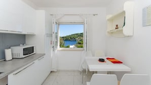 Apartment, Smoking | 2 bedrooms - Apartments Lucija - Apartment With Pool (Solta)