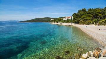 Apartment, Smoking | Exterior