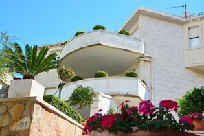 Apartment, Smoking | 3 bedrooms - Apartments Karma - big Terrace (Pucisca)
