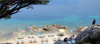 Apartments Milu - 80 m From sea