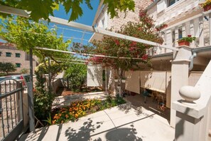 Apartment, Smoking | 2 bedrooms - Apartments Anec - 150m From the sea (Supetar)