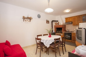 House, Smoking | 2 bedrooms